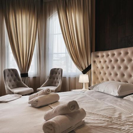 Amansar Boutique Hotel Тирана Екстериор снимка