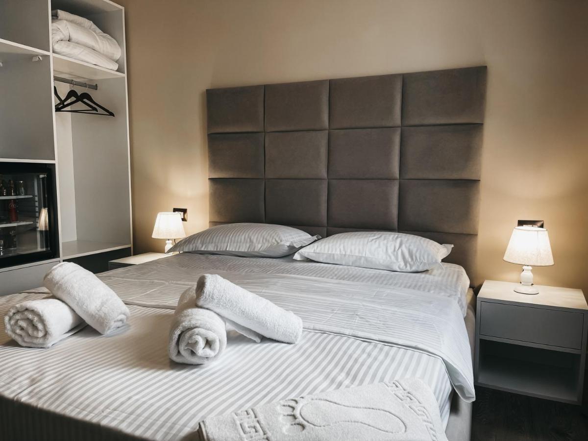 Amansar Boutique Hotel Тирана Екстериор снимка