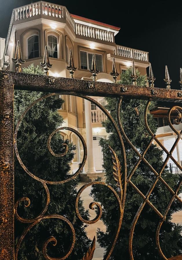 Amansar Boutique Hotel Тирана Екстериор снимка