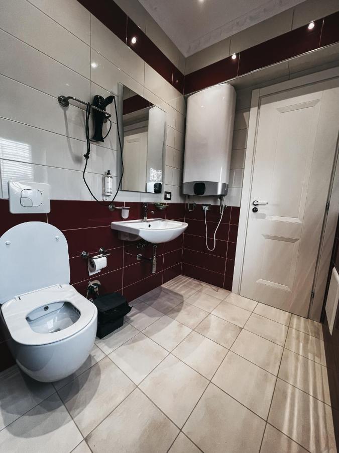 Amansar Boutique Hotel Тирана Екстериор снимка