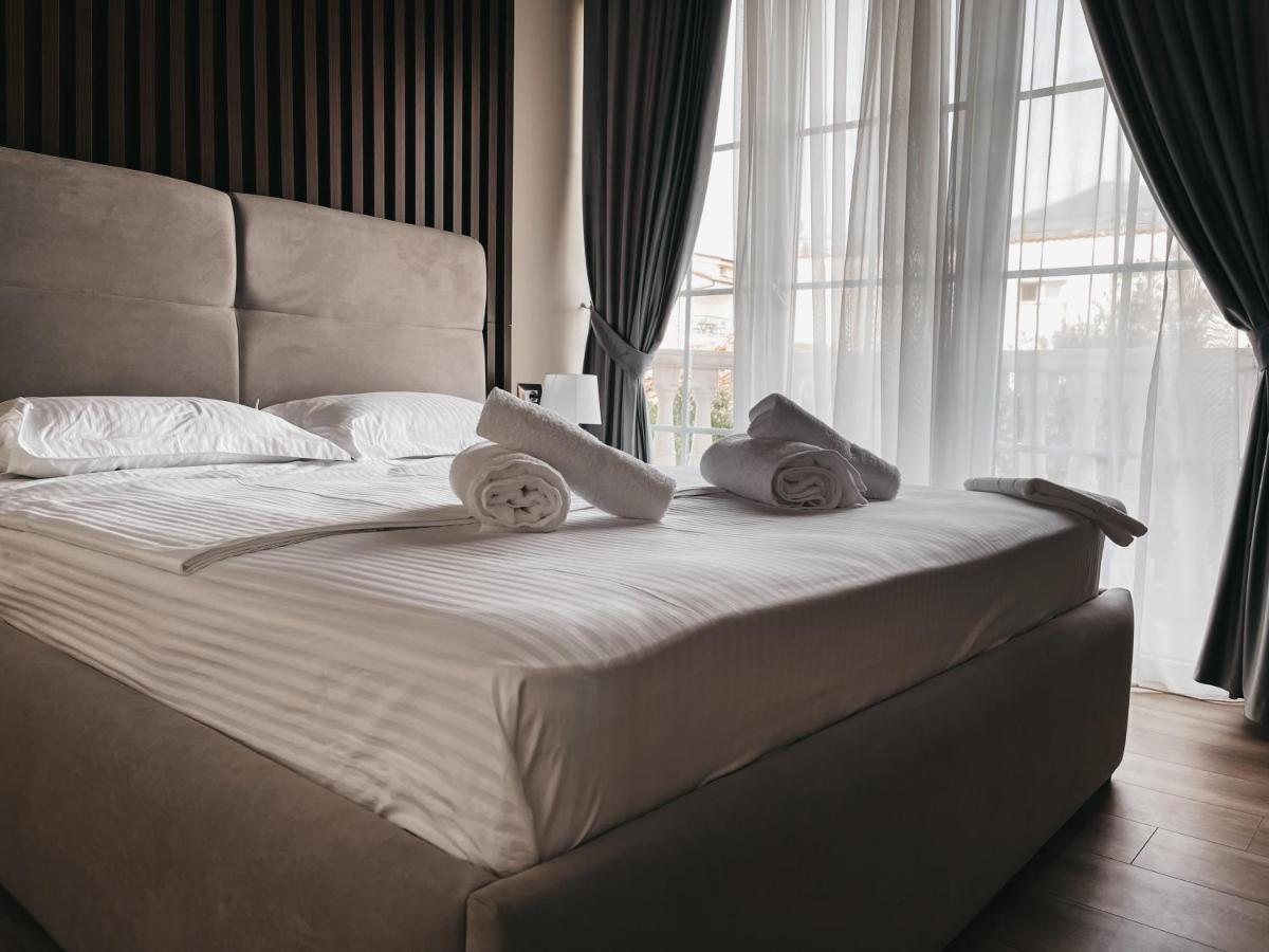 Amansar Boutique Hotel Тирана Екстериор снимка