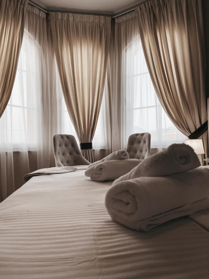 Amansar Boutique Hotel Тирана Екстериор снимка