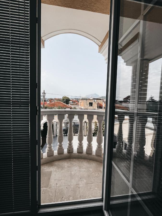 Amansar Boutique Hotel Тирана Екстериор снимка