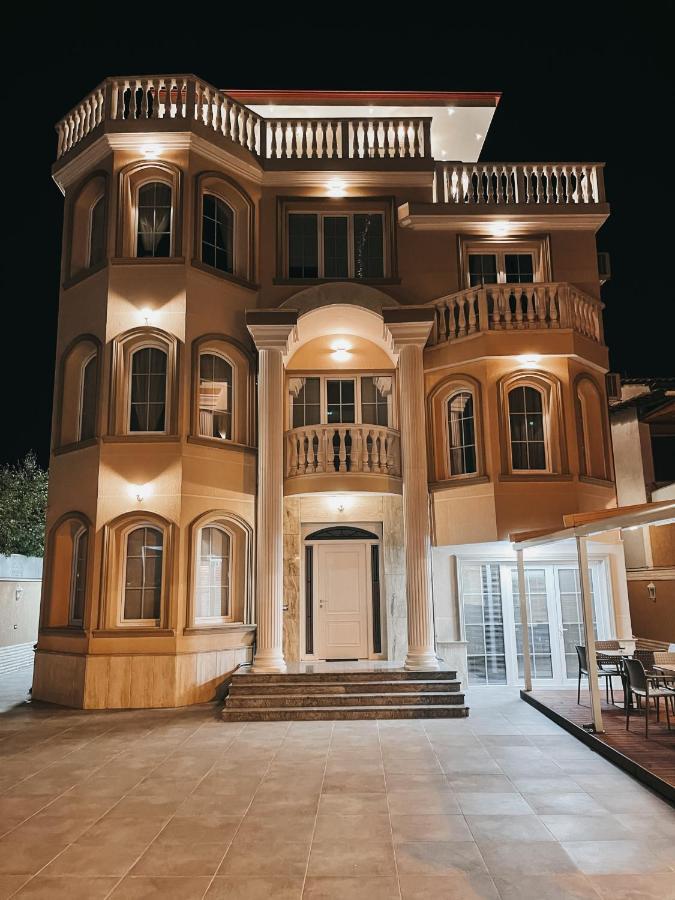 Amansar Boutique Hotel Тирана Екстериор снимка